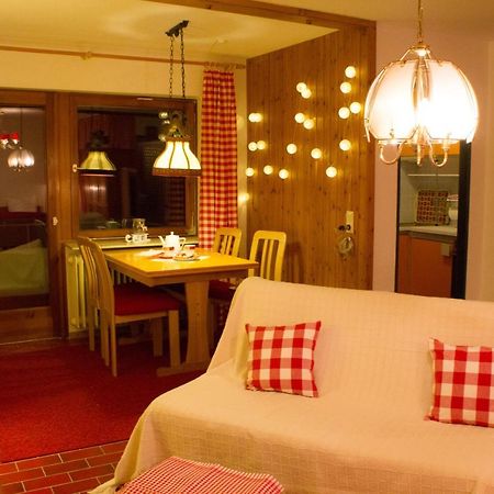 Gemuetliche Ferienwohnung - Mitten Im Schwarzwald Bernau im Schwarzwald Exteriör bild